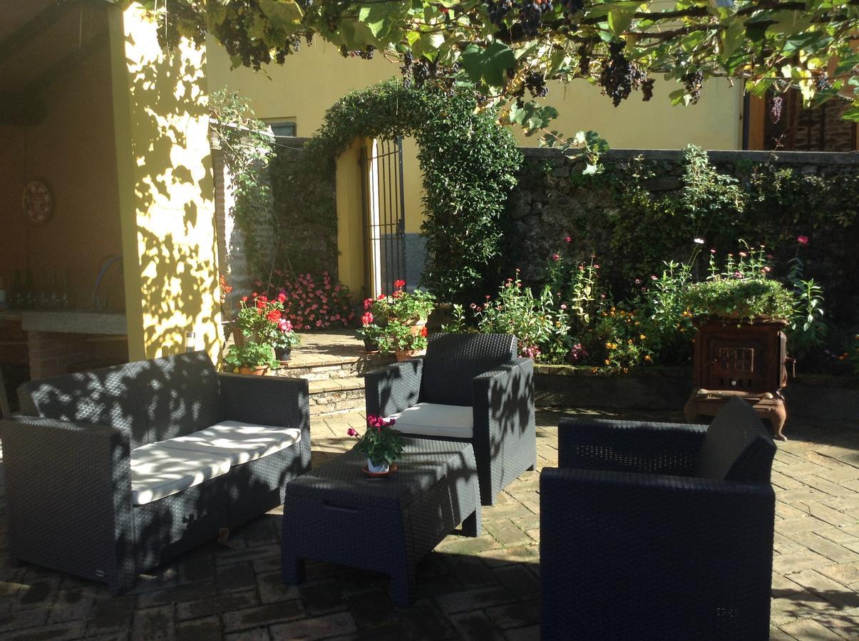 Casa Fontana Tuscany B&B Барга Екстериор снимка