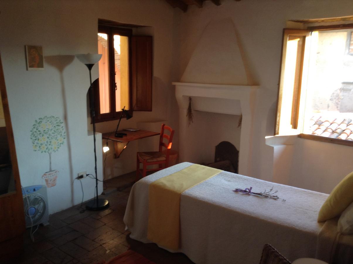 Casa Fontana Tuscany B&B Барга Екстериор снимка
